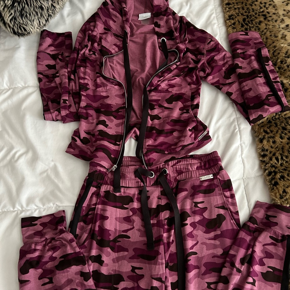 Hoodie and jogger set